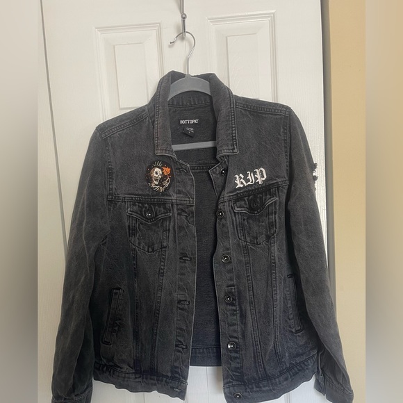 Hot Topic Charcoal Denim Jacket with Skull Patch - Picture 1 of 5